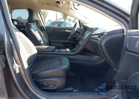 2018 Ford Fusion Hybrid Se z USA, uszkodzony, nr VIN 3FA6P0LU2JR102962